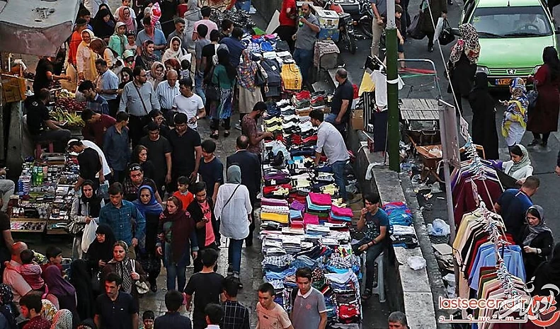 پیادهرو فروشی در تهران؛ سه متر دو میلیون تومان